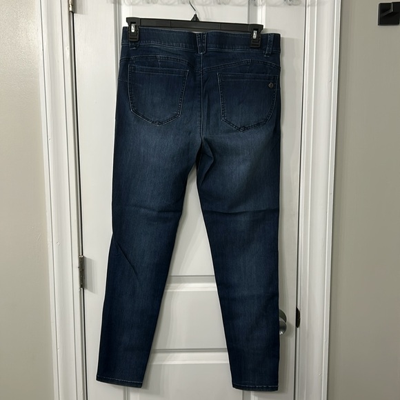 Size 12 Democracy Jeans. Like New! - Picture 2 of 5
